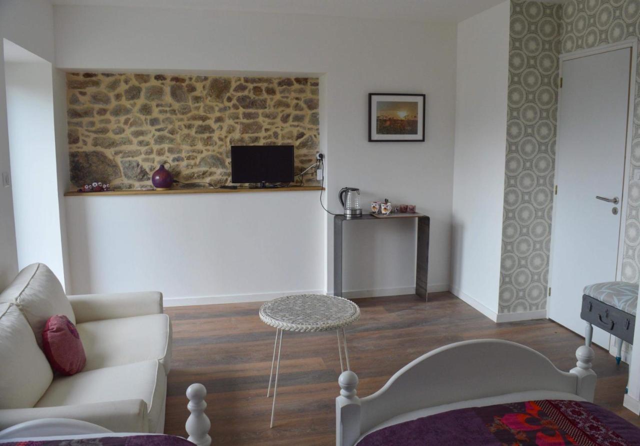 Bed and Breakfast Mont Voyageur Sains Екстер'єр фото