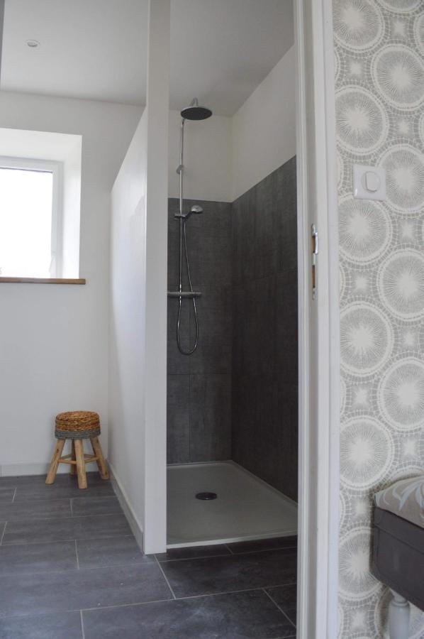 Bed and Breakfast Mont Voyageur Sains Екстер'єр фото